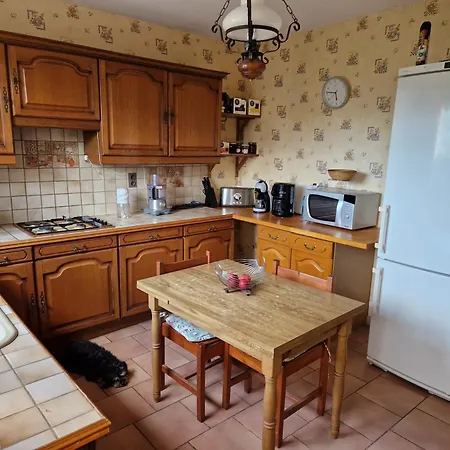 La A 200m Apartment